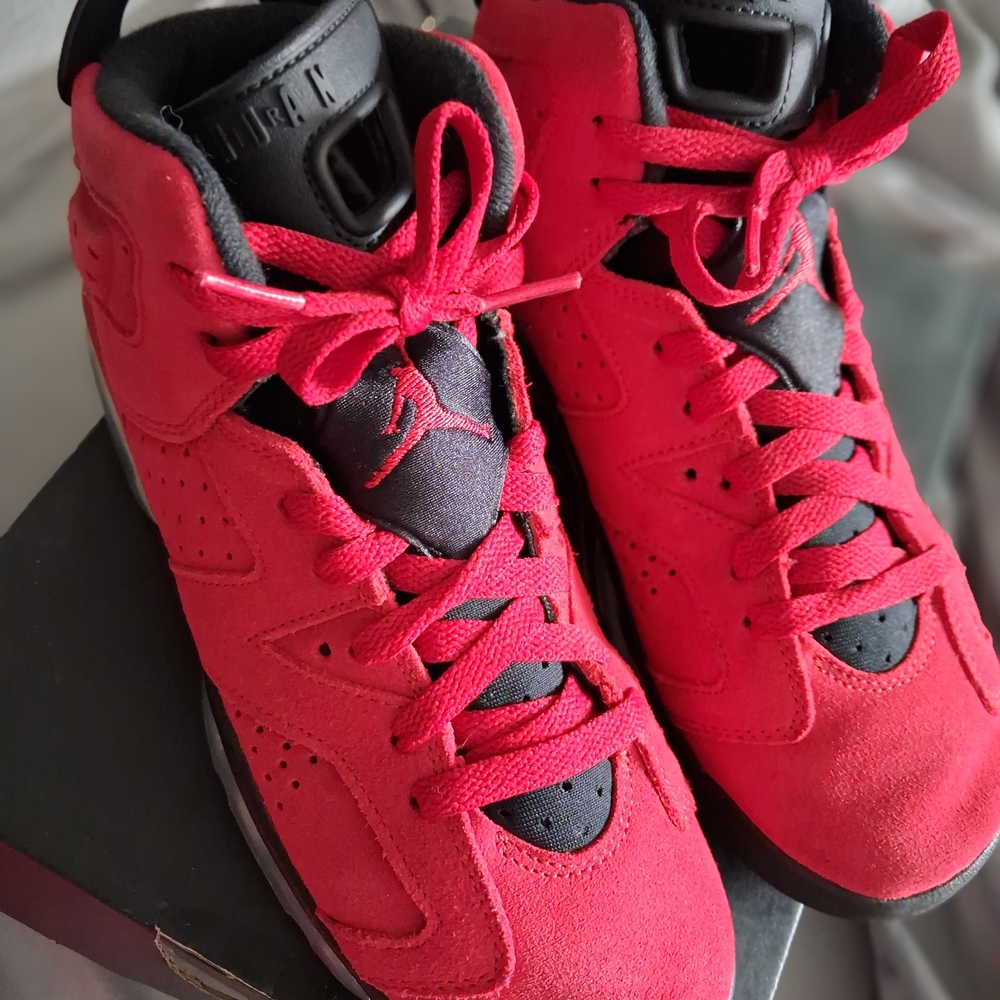 Jordan Kids Sneakers - Red and Black
